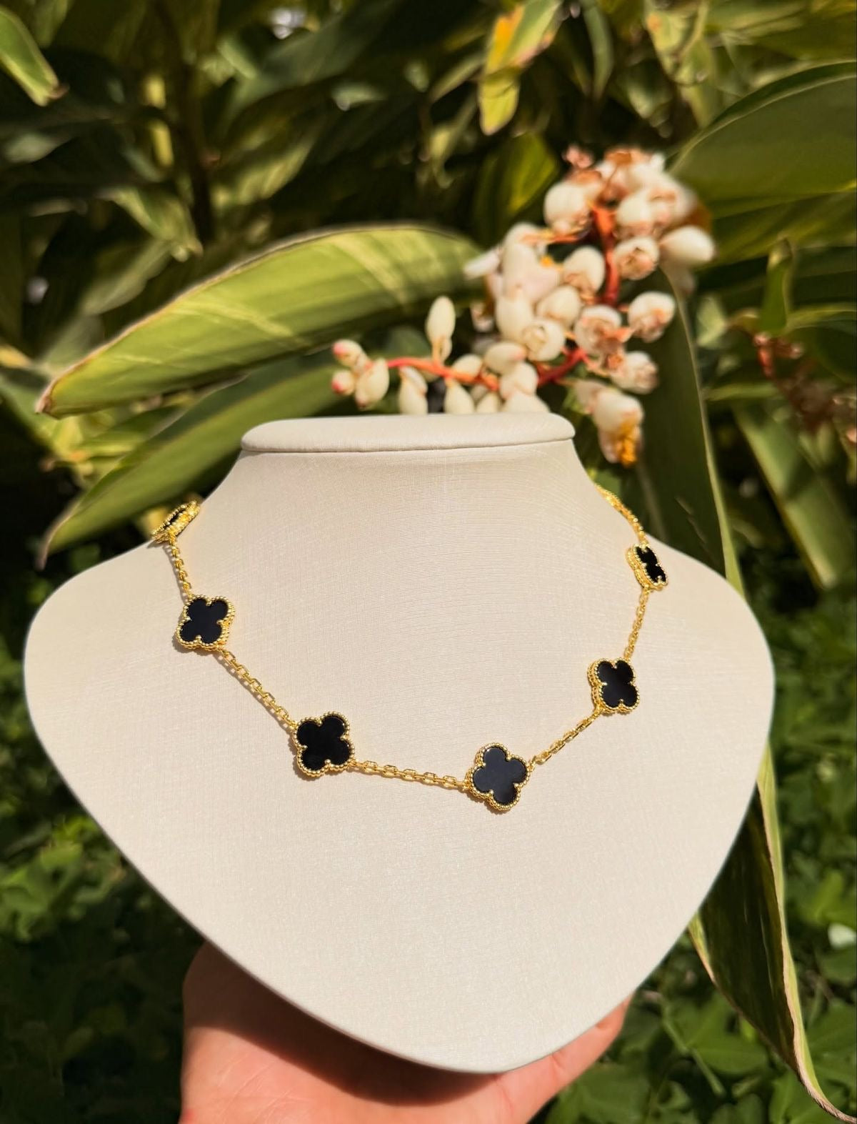 Black vanclef necklace