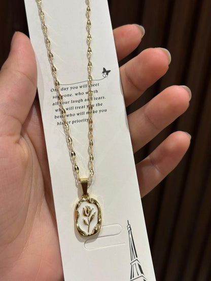 Flower necklace