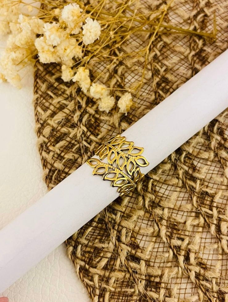 Floral ring